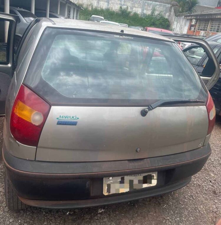 Três homens são presos pela PM após furtarem veículo no Jardim Morumbi