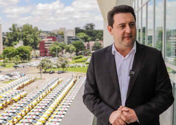 Governador entrega 142 novas viaturas para a Polícia Militar e caminhões para Defesa Civil