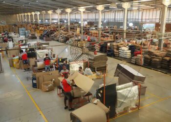 Agências do Trabalhador colocaram 151,4 mil pessoas no mercado formal em 2023