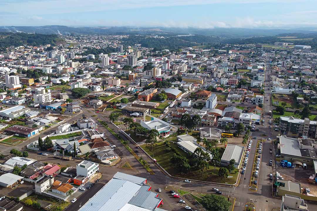 Paraná inicia consulta pública sobre inclusão do modelo cívico