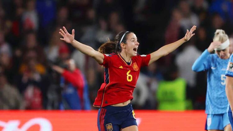 Aitana Bonmatí leva novo prêmio e é eleita melhor do mundo pela Fifa