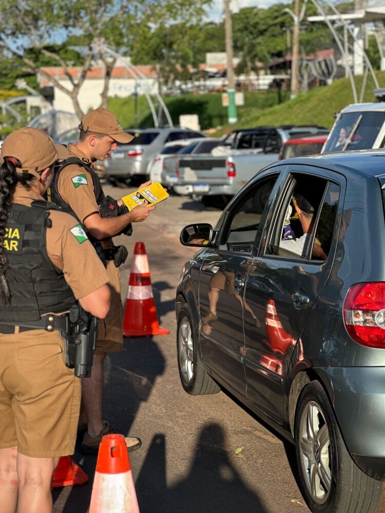 Operação Verão Maior: 100 veículos vistoriados e 12 prisões realizadas