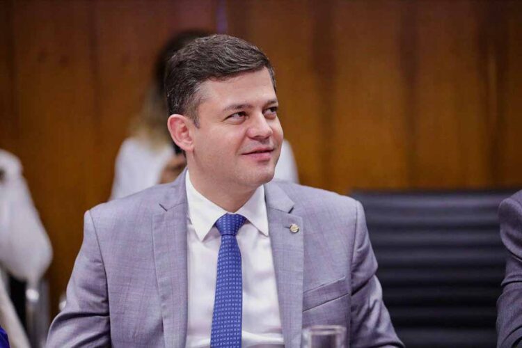 Tião Medeiros destina R$ 45 mi à setores da região noroeste do Paraná