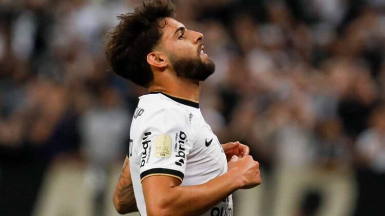 Corinthians busca solução para Yuri Alberto enquanto negocia com Pedro Raul