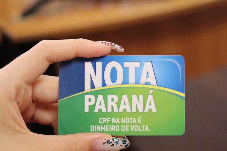 3 milhões de consumidores concorrem a R$ 1 milhão no sorteio do Nota Paraná de quinta