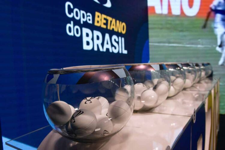 Corinthians revê o Cianorte na 1ª fase da Copa do Brasil