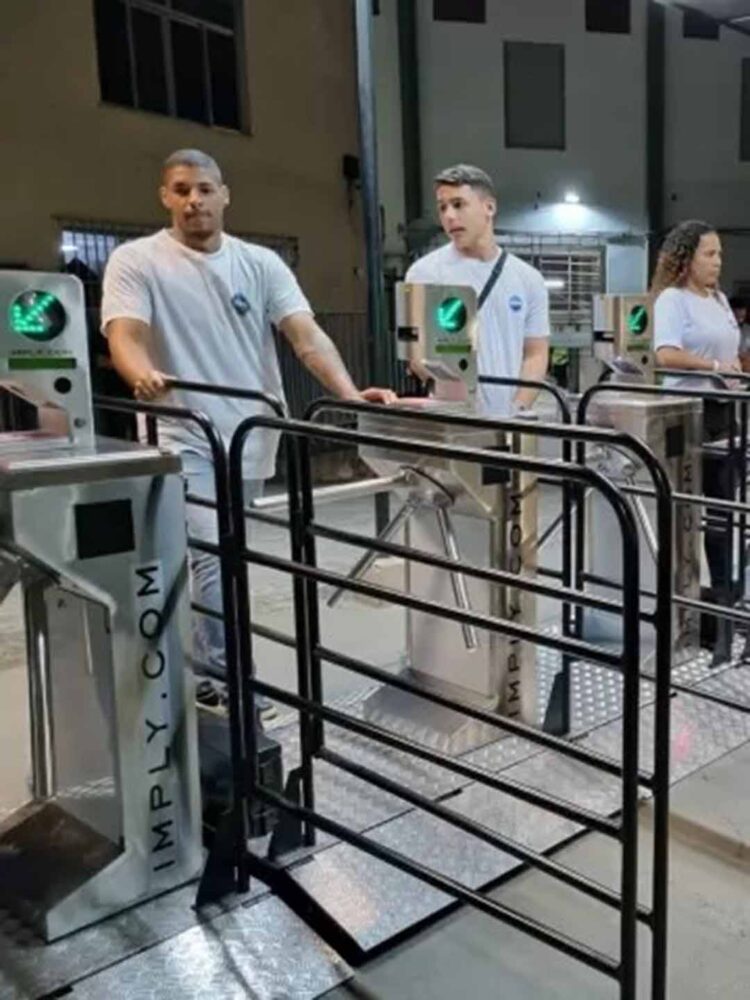 Carioca terá biometria facial em jogos de Botafogo, Flamengo e Vasco