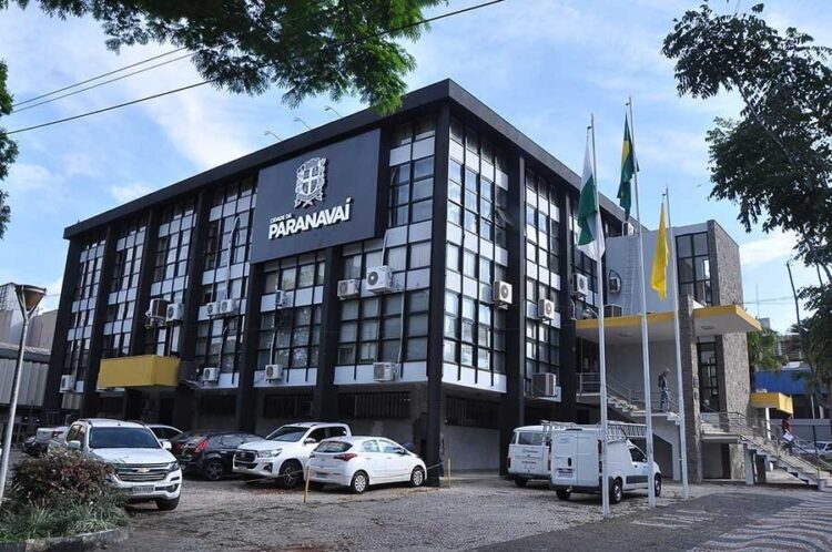 Paranavaí anuncia aumento salarial e reajuste no auxílio-alimentação para servidores