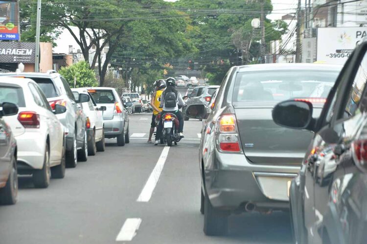 IPVA 2024: 37,5% dos veículos tributados no Paraná custam entre R$ 20 mil e R$ 50 mil