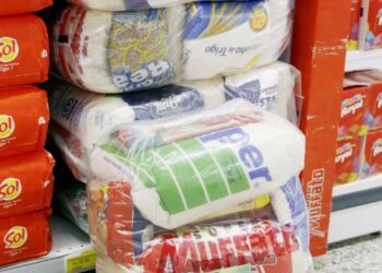 Preços de alimentos e bebidas caíram 0,14% no Paraná em 2023, aponta Ipardes