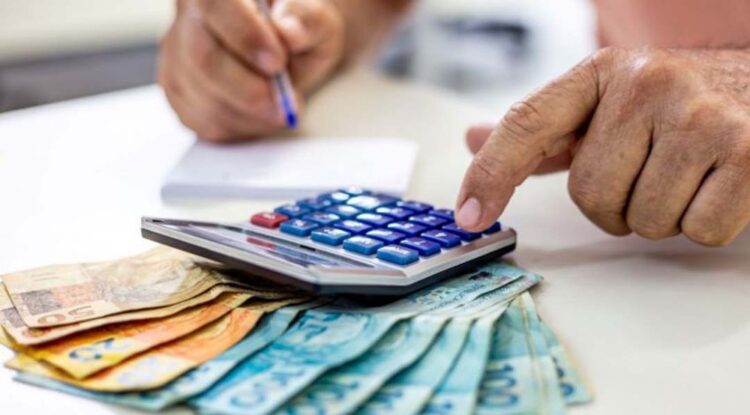Teto de juros do consignado do INSS cairá para 1,72% ao mês