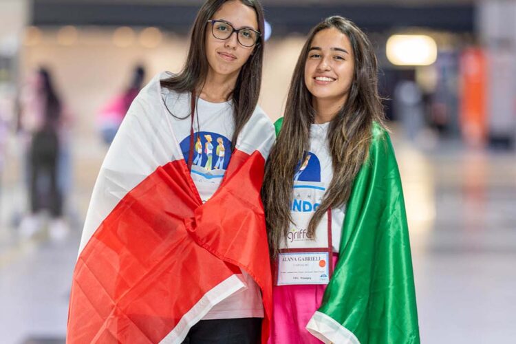 Estado abre inscrições para maior edição do Ganhando o Mundo, com 1,2 mil alunos