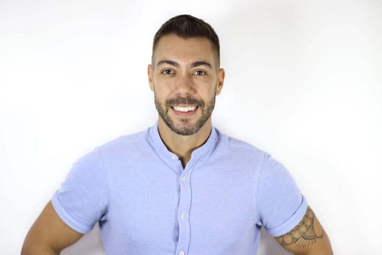 Viramos escravos das redes sociais?