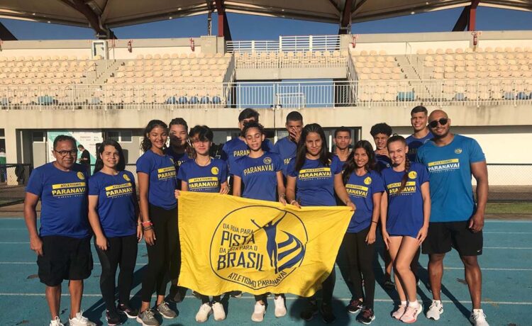 Equipe de Paranavaí participa de competição em Cascavel