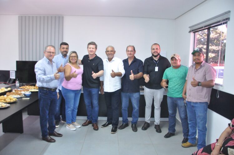 Nova Aliança do Ivaí recebe visita do secretário da Justiça e Cidadania 