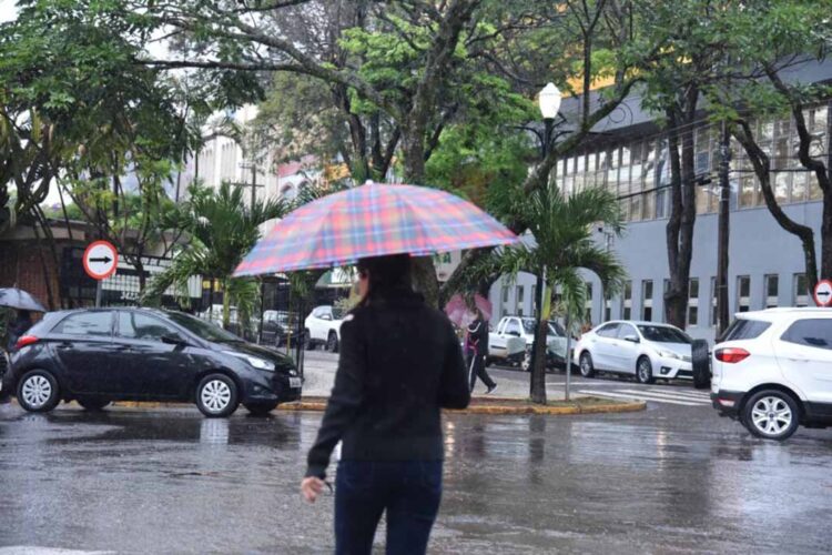 Paranavaí deve registrar pancadas de chuva no restante da semana