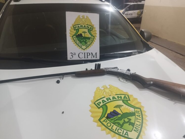 Homem é preso por violência doméstica e porte ilegal de arma de fogo