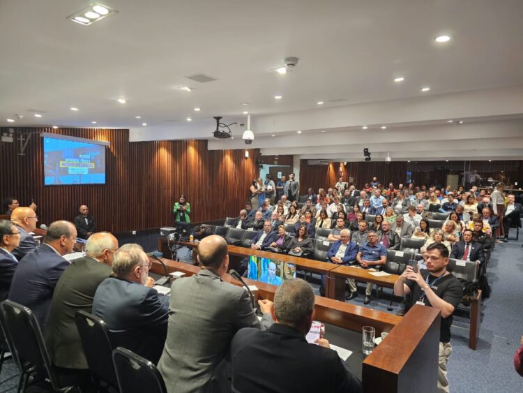 Deputado Romanelli fala da importância do transporte rodoviário