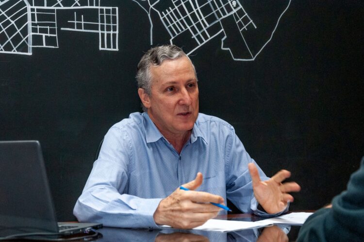 Pedro Baraldi assume a Prefeitura de Paranavaí até o fim da semana