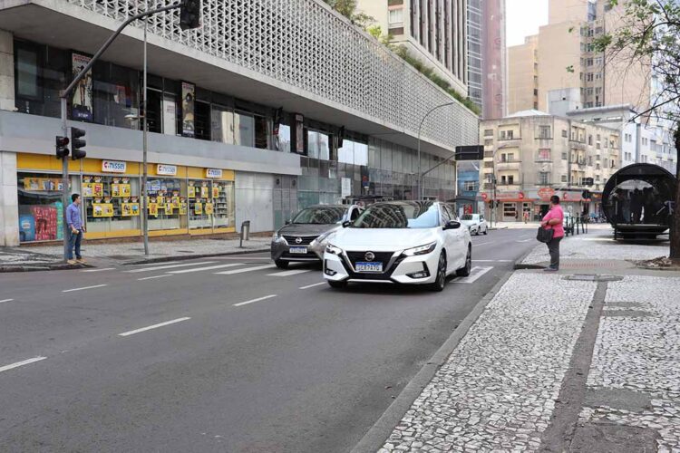 Vencimento da 2ª parcela do IPVA para placas com final em 9 e 0 é nesta sexta-feira