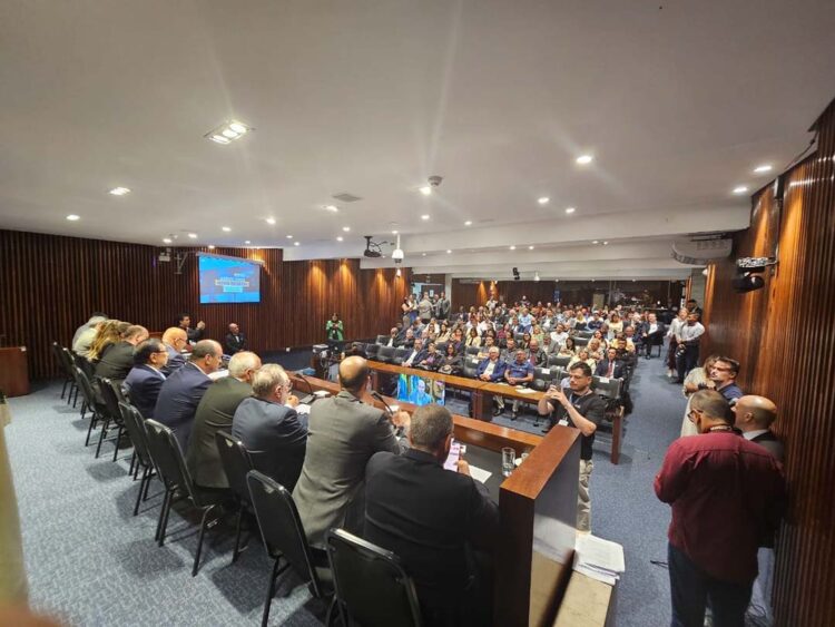 Lideranças paranaenses reiteram: sem duplicação, pedágio não