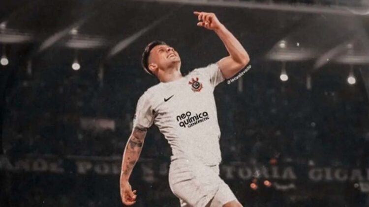 Rodrigo Garro assume a camisa 10 após saída de Rojas