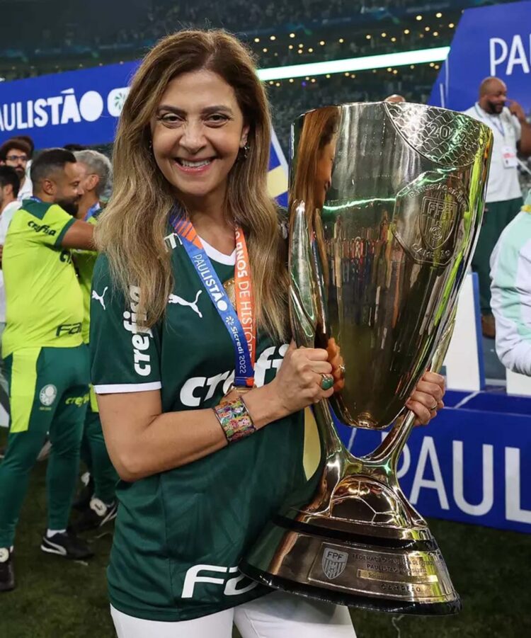 Leila se diz contra torcida única no futebol
