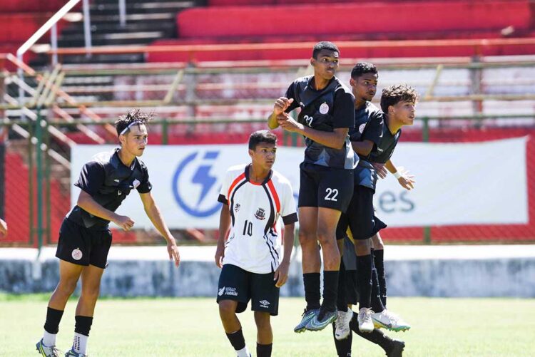 Estreias das equipes Sub-15 e Sub-17 do ACP no Paranaense são adiadas