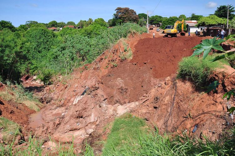 Prejuízos causados pela chuva de domingo superam R$ 1,5 milhão