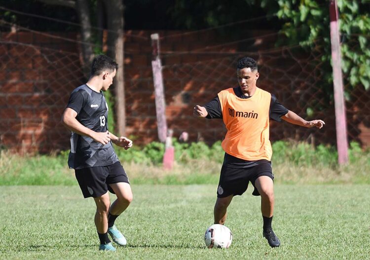 Sábado de estreias das equipes  Sub-17 e Sub-15 do ACP no Paranaense