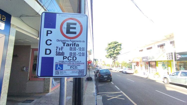 Aprovada em Paranavaí reserva de vagas de estacionamento para pessoas com autismo
