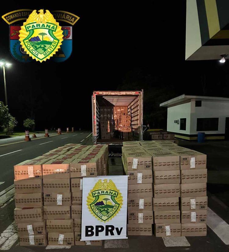 PRE apreende 350 caixas de cigarros contrabandeados dentro de caminhão na PR-323