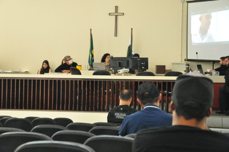 Homem é condenado a 19 anos de prisão pelo feminicídio de ex-mulher