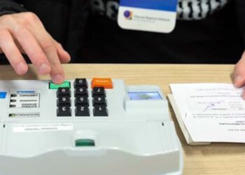 Ser mesário dá direito a folgas no trabalho e horas na faculdade; saiba como participar