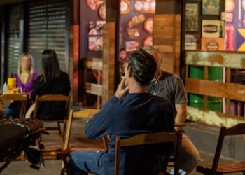 Projeto de Lei propõe medidas de segurança para mulheres em bares e restaurantes de Paranavaí