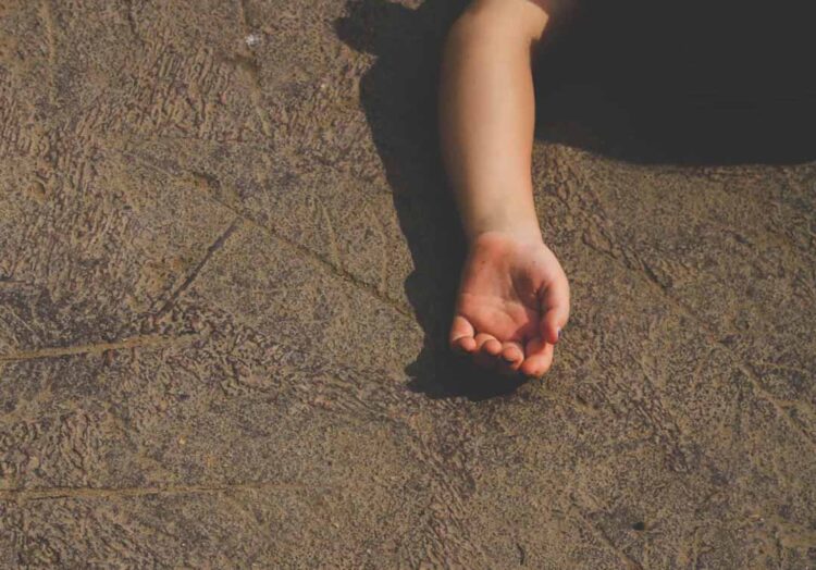 Brasil teve alta de mortes de crianças em 2022, apesar de redução geral de óbitos