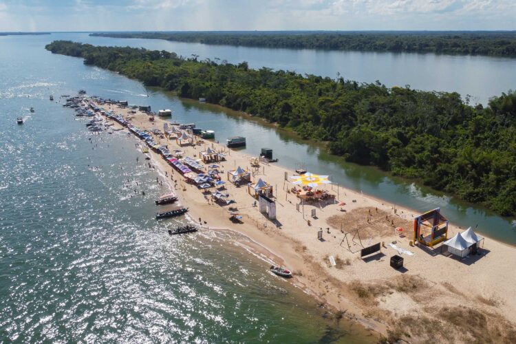 Pesquisa nas prainhas do Noroeste revela qual o perfil dos turistas