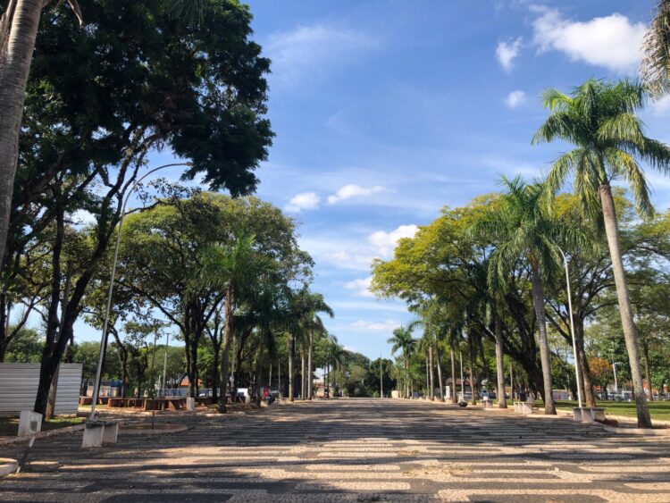 “Sertanejo na Praça” conta com apresentações gratuitas e abertas para a população