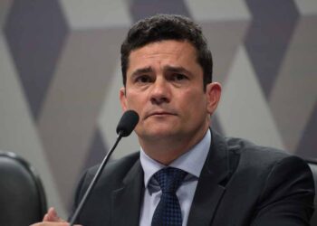 Tribunal rejeita cassação de Moro; decisão final caberá ao TSE