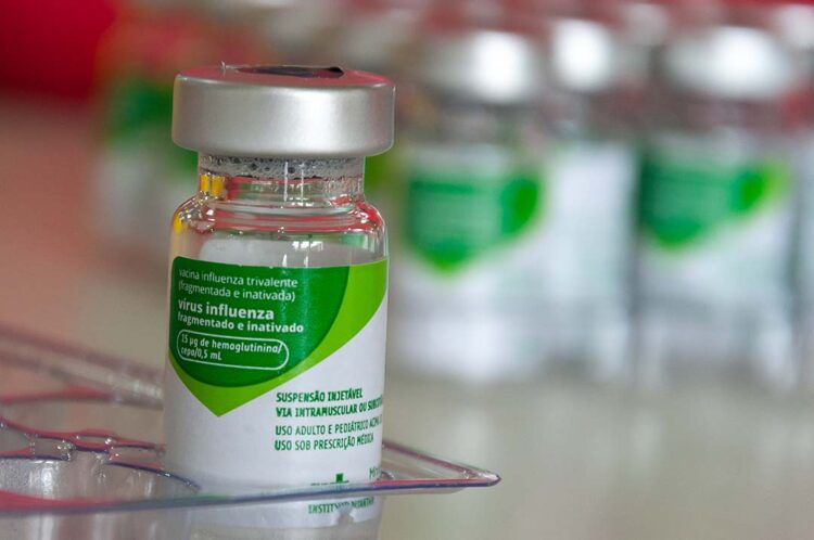 Dia “D” incentiva vacinação contra influenza; maioria das UBSs do Noroeste abre até as 17h