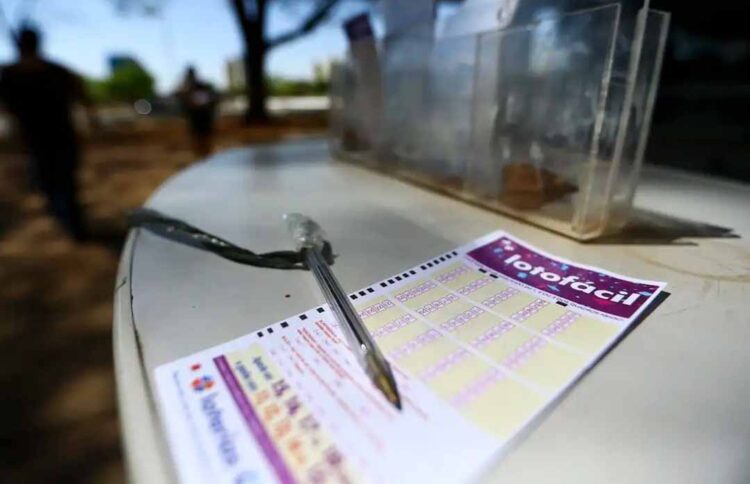 Aposta de Paranavaí leva quase R$ 1,5 milhão na Lotofácil
