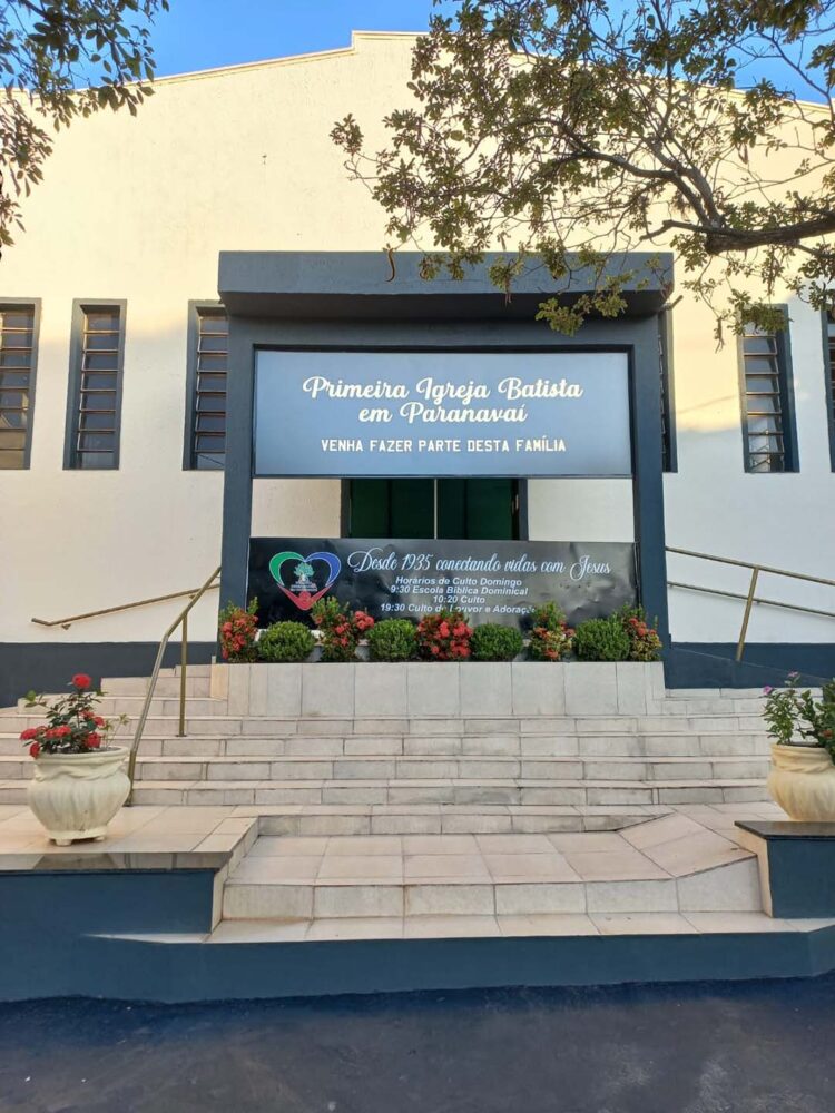 PRIMEIRA IGREJA BATISTA EM PARANAVAÍ