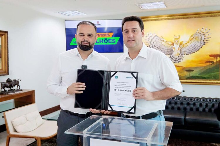 Governador assina ordem de serviço para retomada das obras do Centro de Educação Profissional