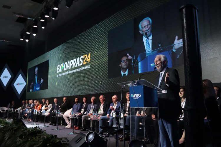 Piana destaca importância do setor  supermercadista para economia