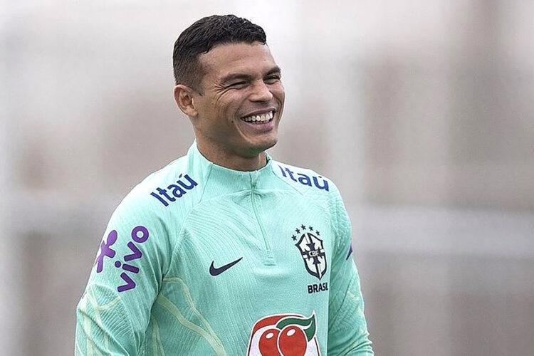 Interesse da Arábia é maior ameaça a retorno de Thiago Silva para o Brasil