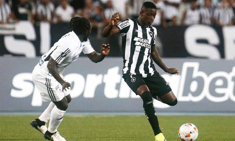 Confira onde assistir e horário do jogo LDU x Botafogo da Libertadores