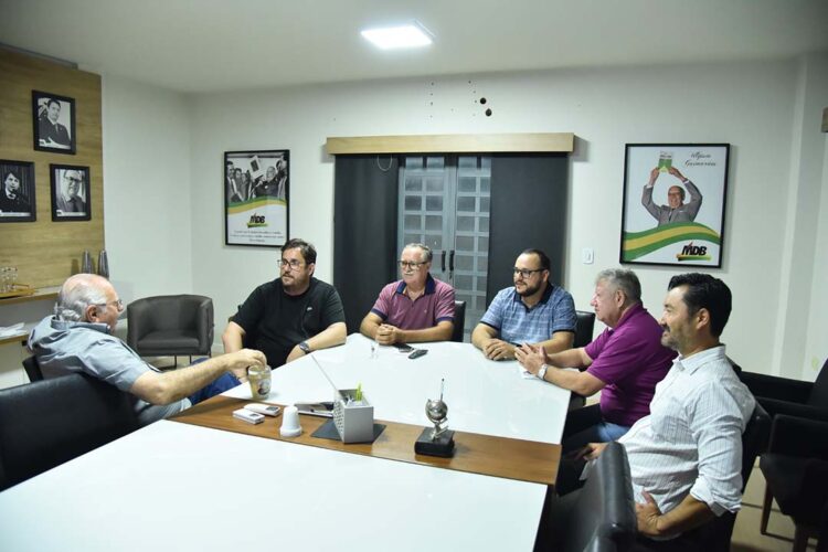 MDB filia lideranças e pretende ter candidatura própria