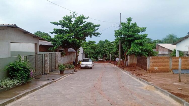 Prefeitura conclui pavimentação da Vila dos Pescadores