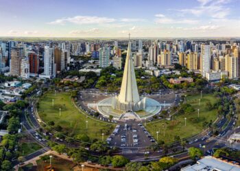 Às vésperas do Dia das Mães, consumidora de Maringá ganha R$ 1 milhão do Nota Paraná