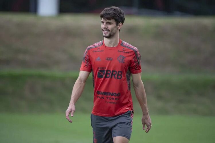 Grêmio encaminha contratação de Rodrigo Caio